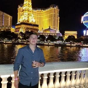 Meet your Posher, Tyler